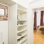 Belvedere Suite by ichbucheAT